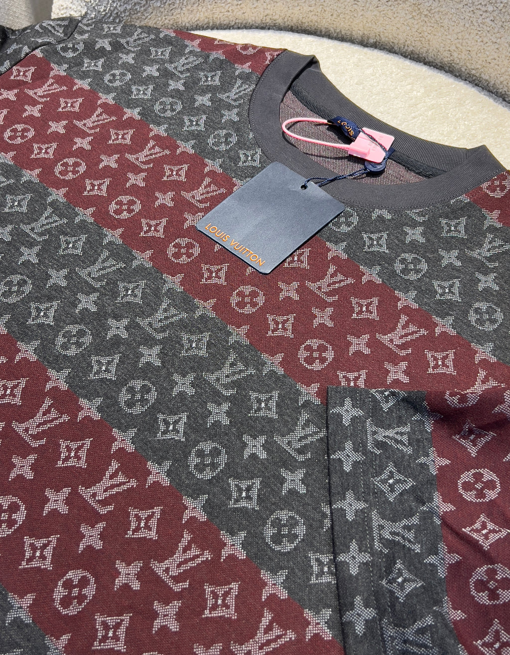 Polo cuello redondo monogram a rayas