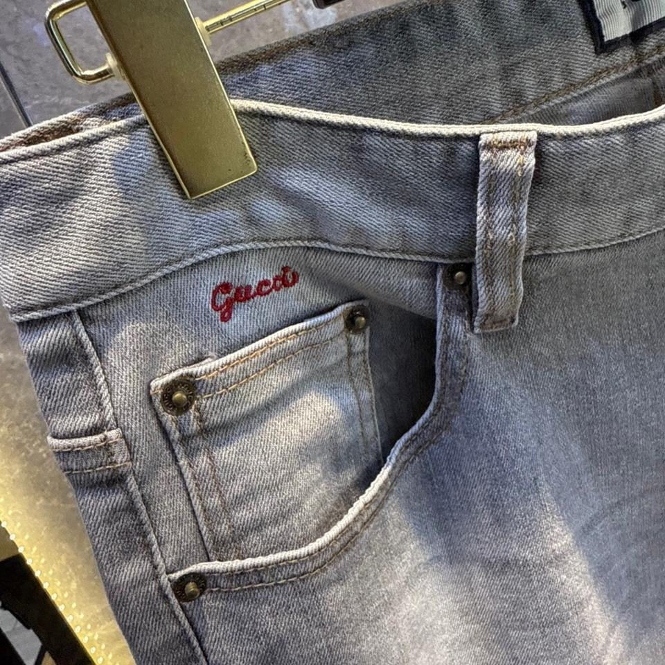 Short Gucci