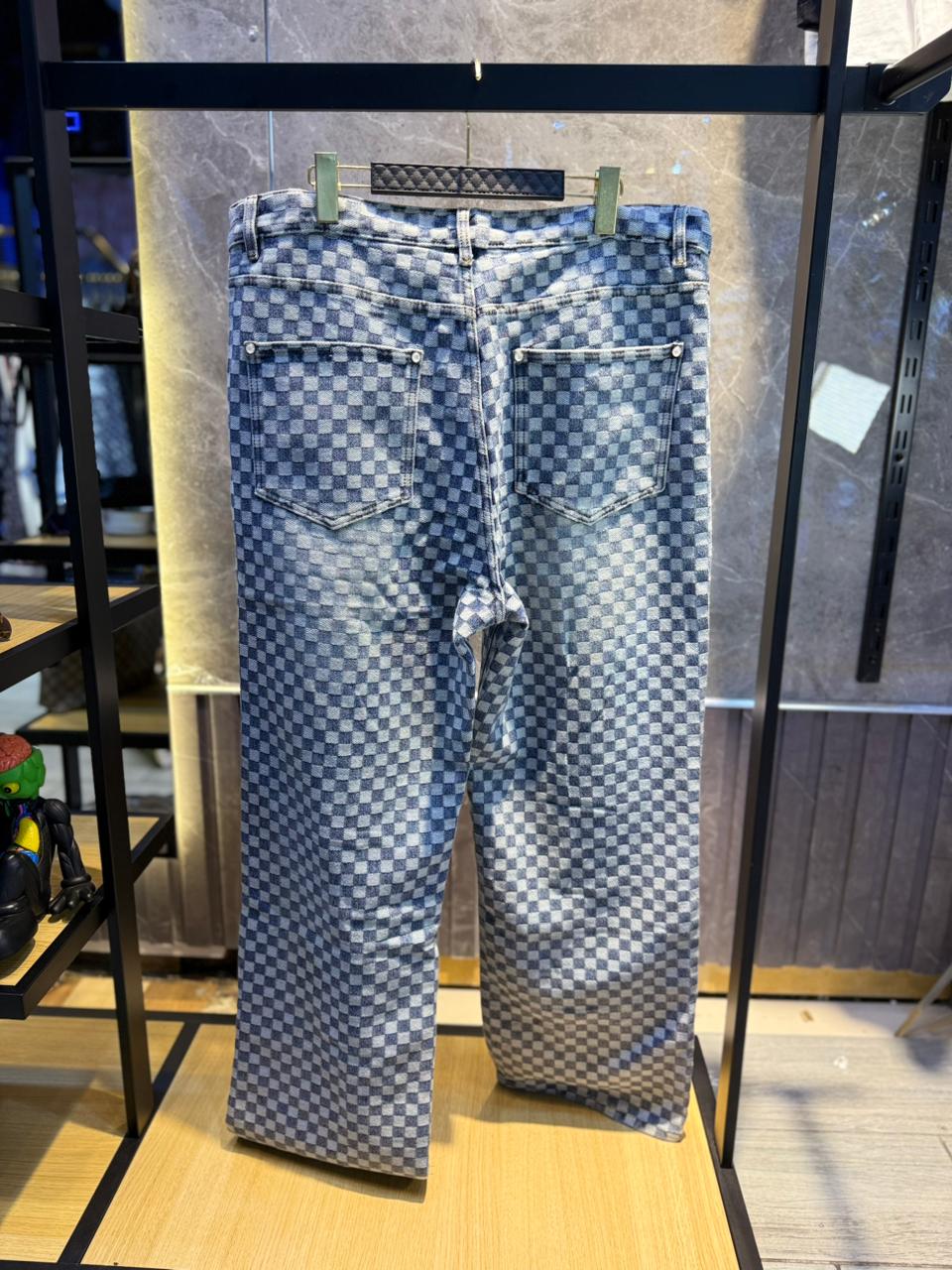 Louis Vuitton Damier Straight Leg
