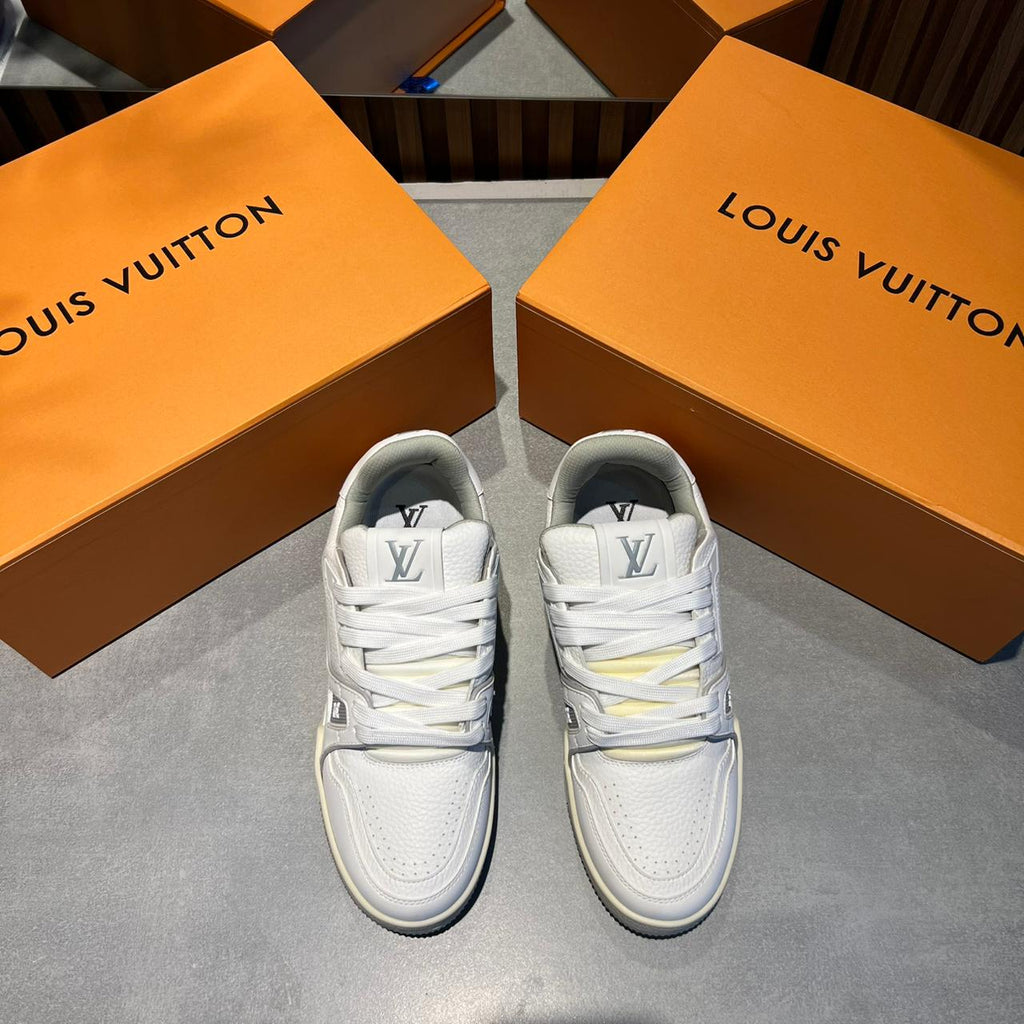 Louis Vuitton LV